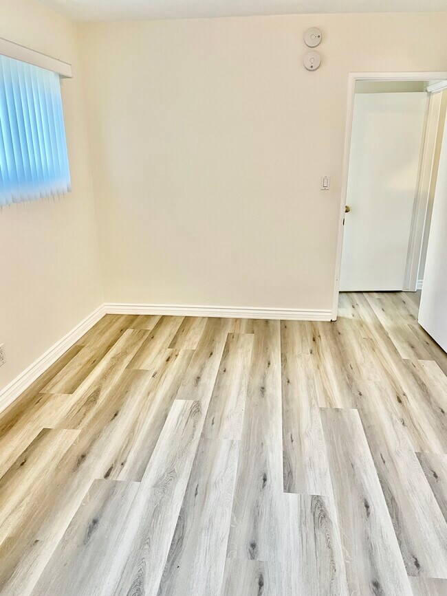 Bedroom - 1236 Manhattan Beach Blvd
