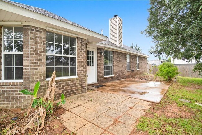 Building Photo - 3546 Viking Ct