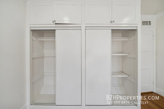 Building Photo - 112 S Detroit St