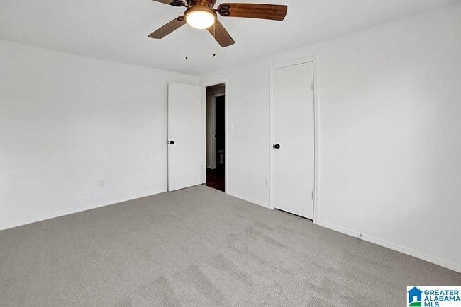 Building Photo - 4713 9th Ave S