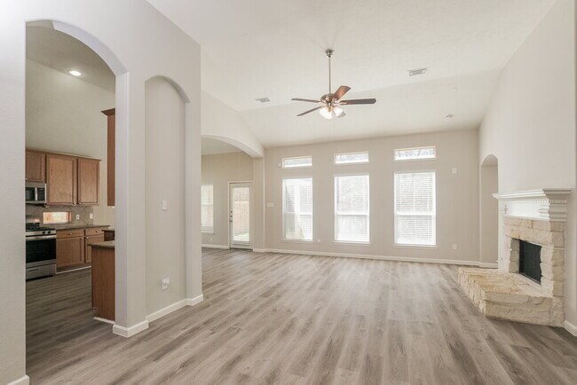 Building Photo - 13406 Lake Passage Ln