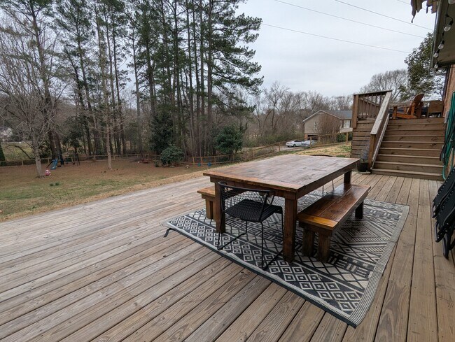 Building Photo - 110 Melbourne Ln