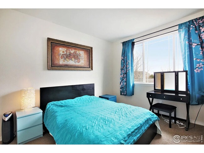 Building Photo - 2450 Windrow Dr