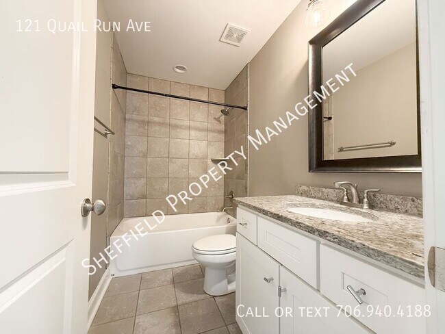 Building Photo - 121 Quail Run Ave