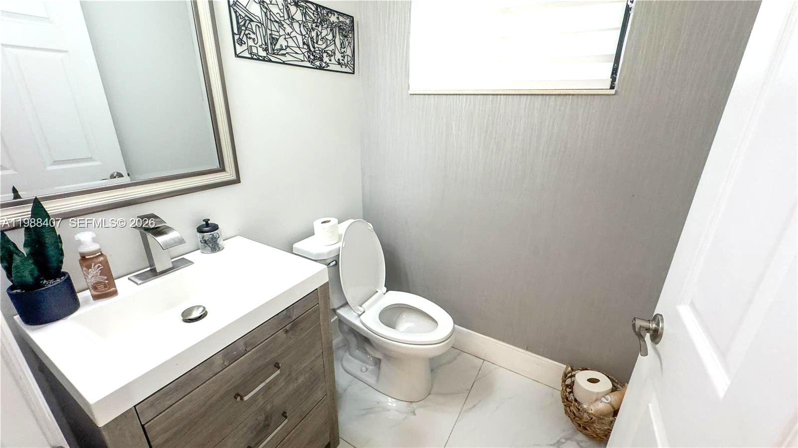 Building Photo - 3318 W 106th Ter