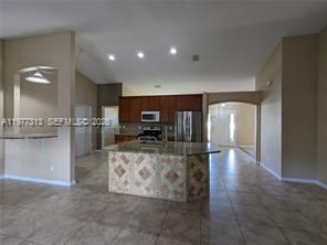 Building Photo - 4438 SW Athena Dr