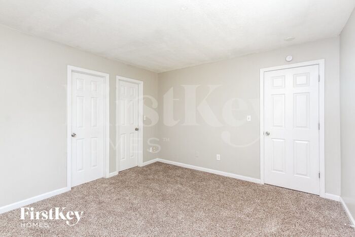 Building Photo - 5838 Prairie Creek Dr
