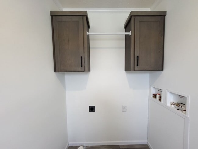 Building Photo - 140 Flamingo Dr