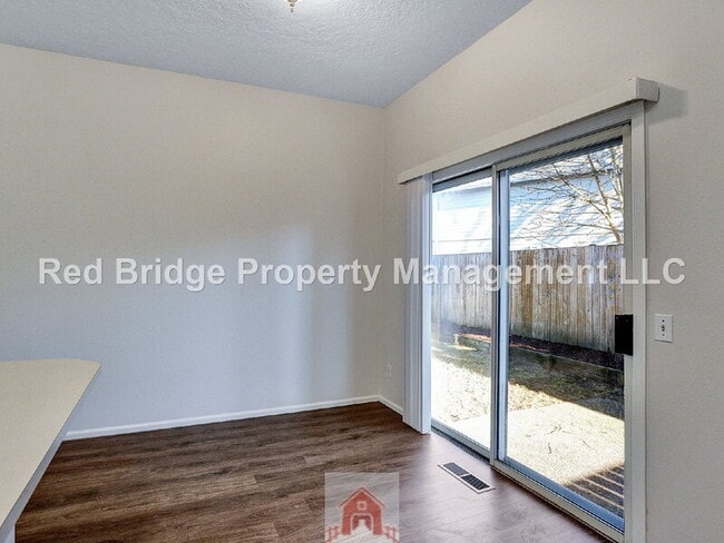 Building Photo - 2356 SW 214th Pl