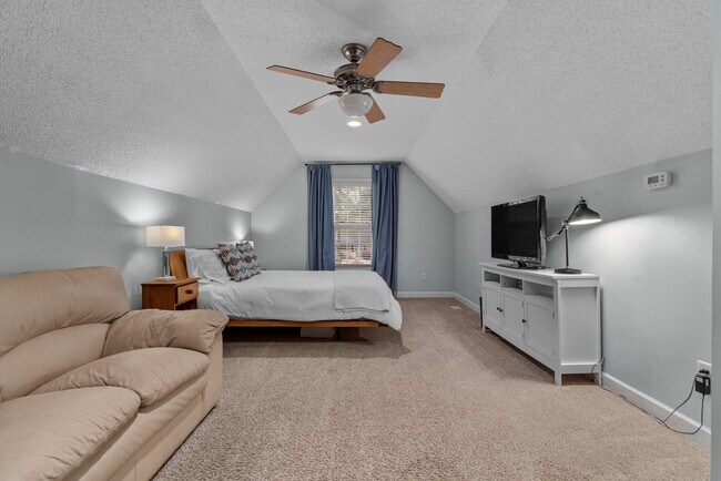 Building Photo - 89 Sandpiper Dr