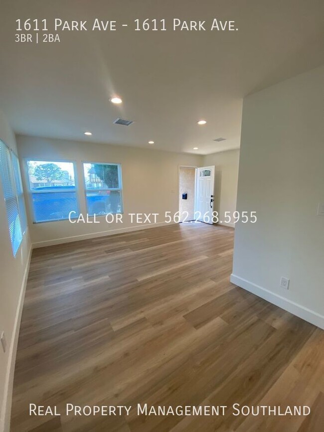 Building Photo - 1611 Park Ave