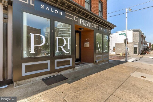 Building Photo - 1200 Steuart St