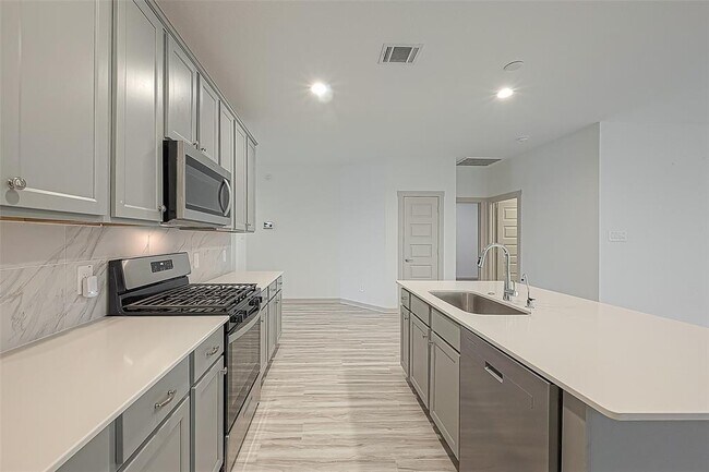 Building Photo - 7006 Telford Holw Trl