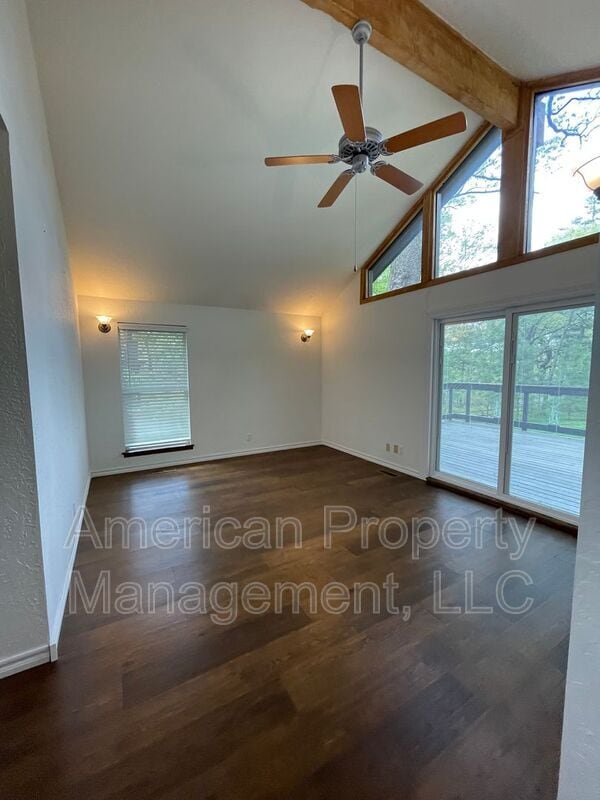 Building Photo - 3711 E 108th St