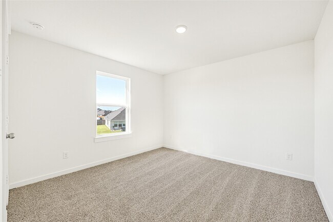 Building Photo - 4625 Peony Grn Dr