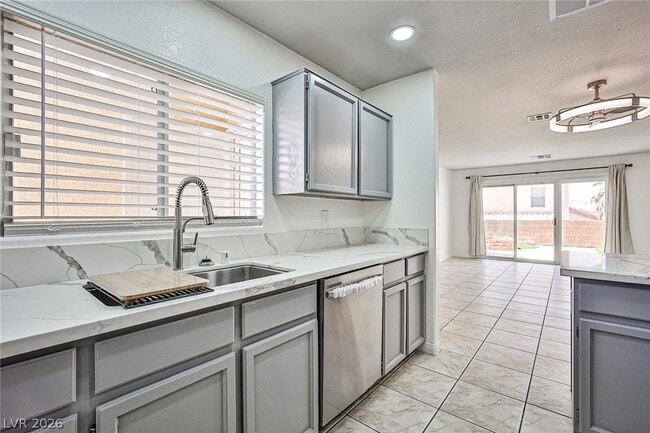 Building Photo - 9285 Casa Christina Ln