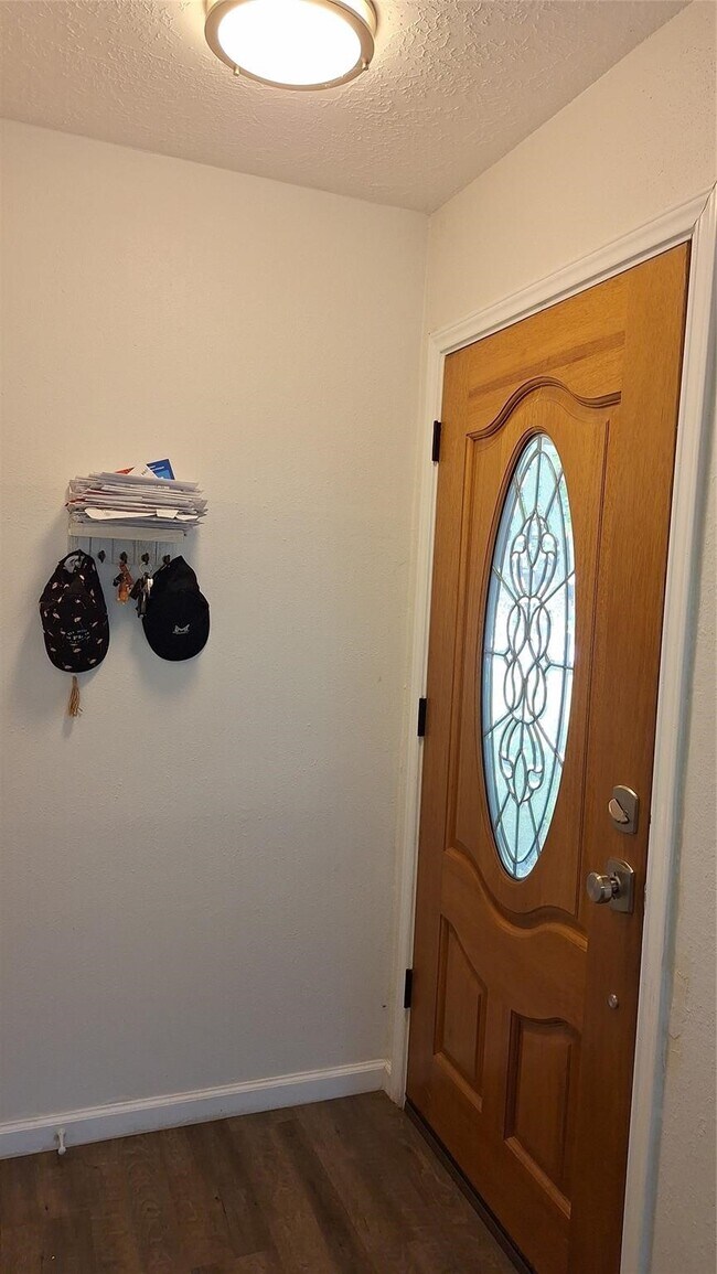 Building Photo - 19959 Salt River Ct