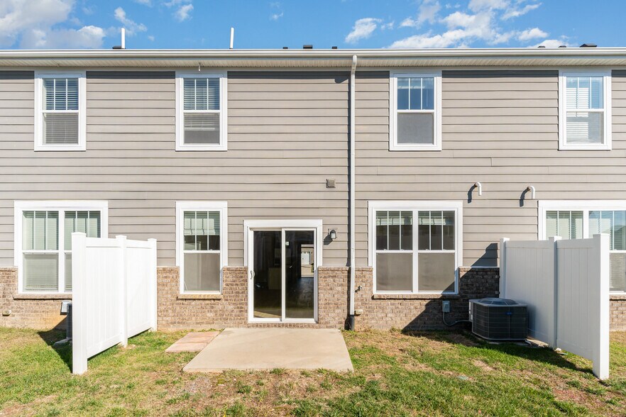 Building Photo - 4209 Aragorn Way