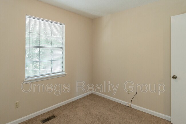 Building Photo - 2364 Grayson Valley Cir