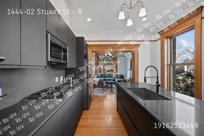 Building Photo - 1444 Stuart St