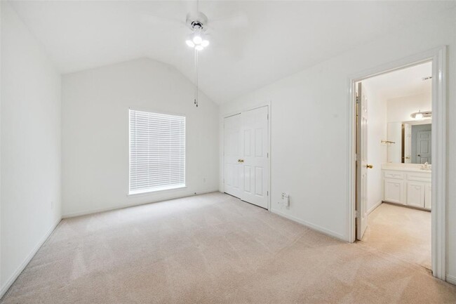 Building Photo - 12431 Pegasus Dr
