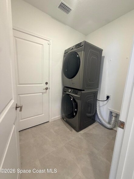 Building Photo - 1707 Colebrook Cir SW