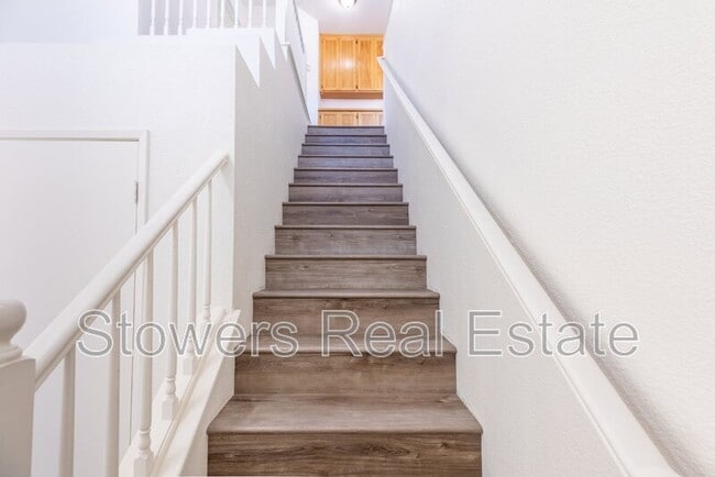 Building Photo - 5346 Fairside Way