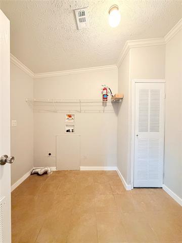 Building Photo - 2595 Bryant St