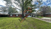 Building Photo - Beautiful Chic Remodeled West Monroe Home!