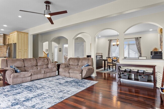 Building Photo - Welcome to your dream home in Norfolk, Virginia!