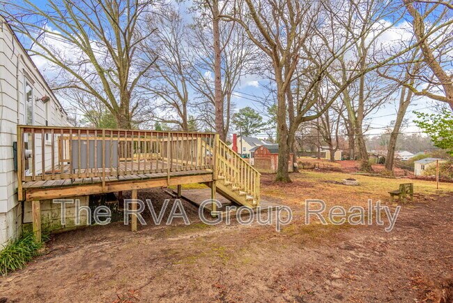 Building Photo - 6605 Horsepen Rd