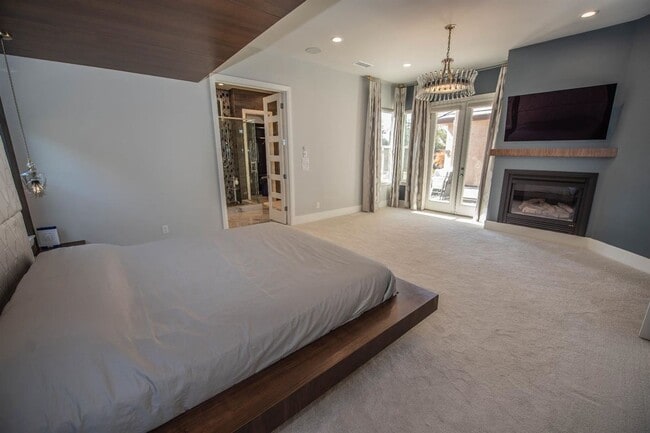 Building Photo - Luxury Unfurnished Single-Story Custom Home for Lease in Copper Ridge