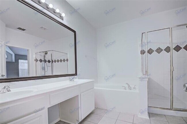 Building Photo - 7297 Chinquapin Dr