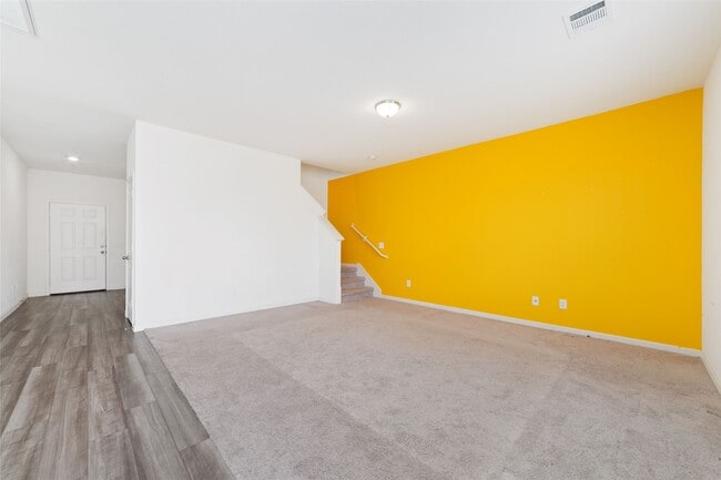 Building Photo - 1001 Wild Enclave Ln