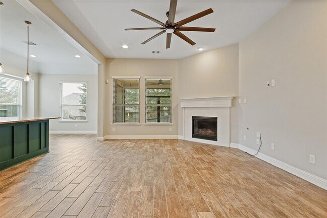 Building Photo - 3556 Woods Estates Dr