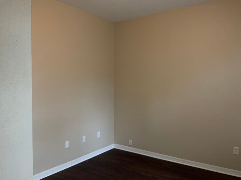 Building Photo - 19053 Tilobe Loop