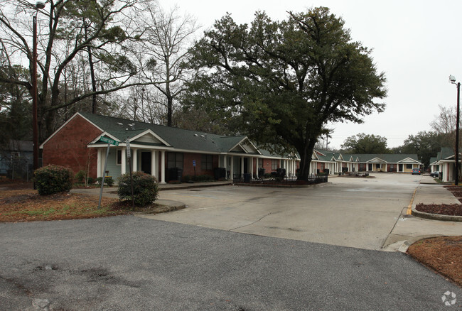 Primary Photo - Liberty Hill Place