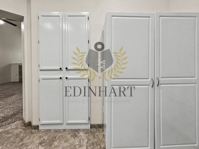 Building Photo - 2282 E Decatur Ave