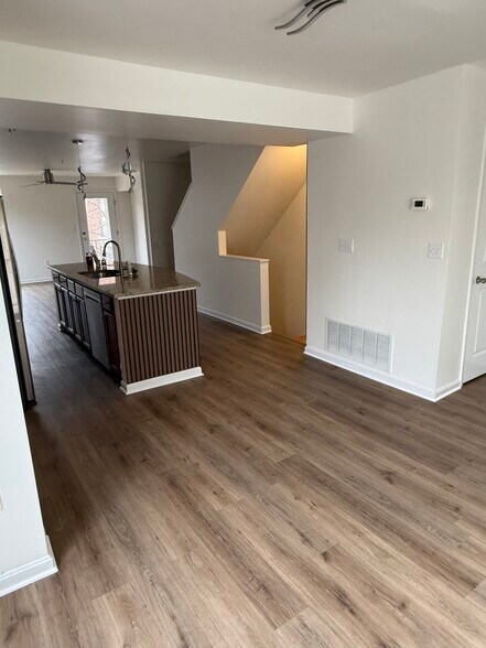 Main level - 4630 Dillon St