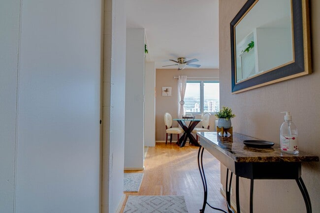 Building Photo - Fully-Furnished One Bedroom at Ala Wai Cove