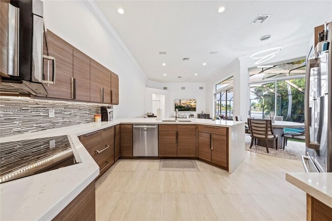 Building Photo - 2994 Oakbrook Dr