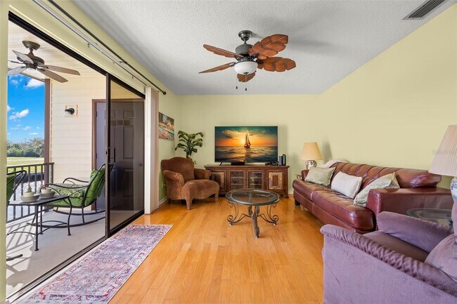 Building Photo - 412 Moorings Cove Dr