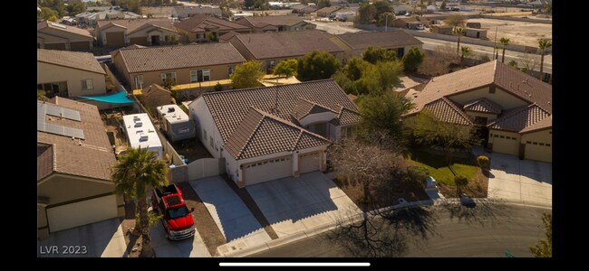Building Photo - Single Story Home in the Northwest w/ 3 Car Garage