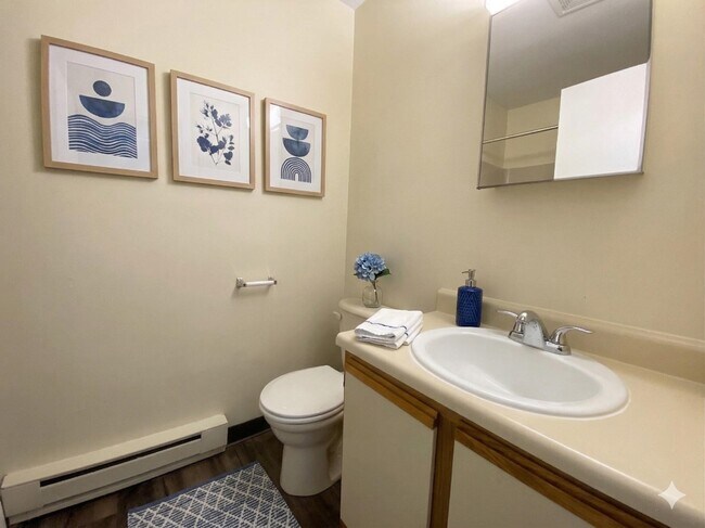 Building Photo - 147 Eastern Ave