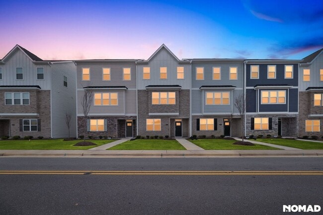 Building Photo - 815 Washington St