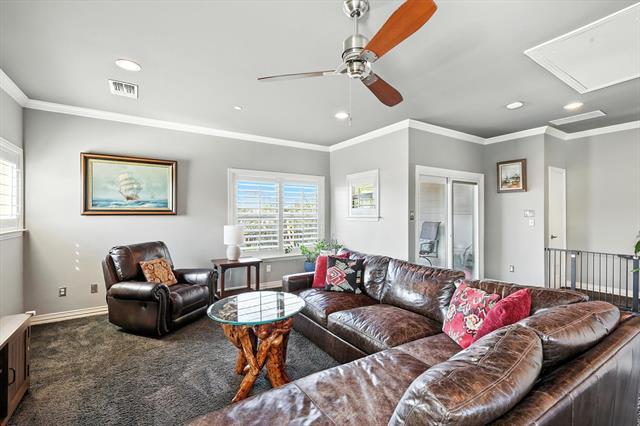 Building Photo - 1500 Pecos St