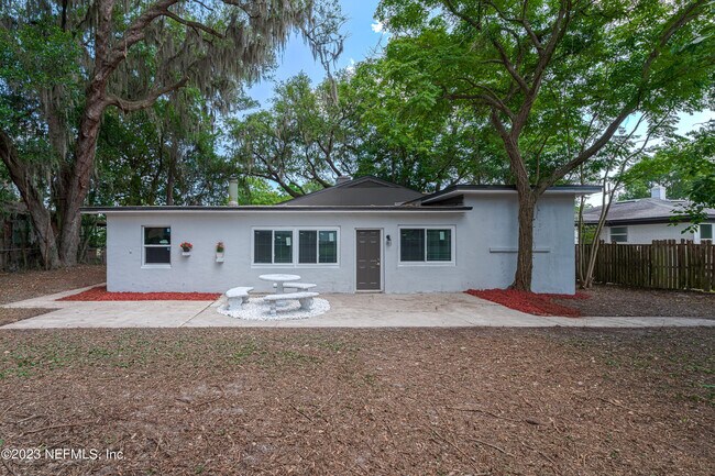 Building Photo - 5262 Tulane Ave