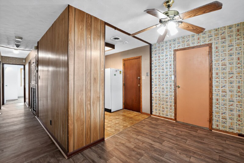Building Photo - 816 St William Dr