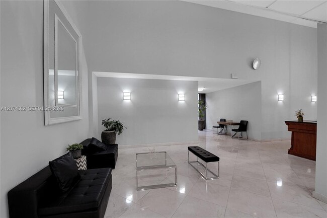 Building Photo - 2780 NE 183rd St