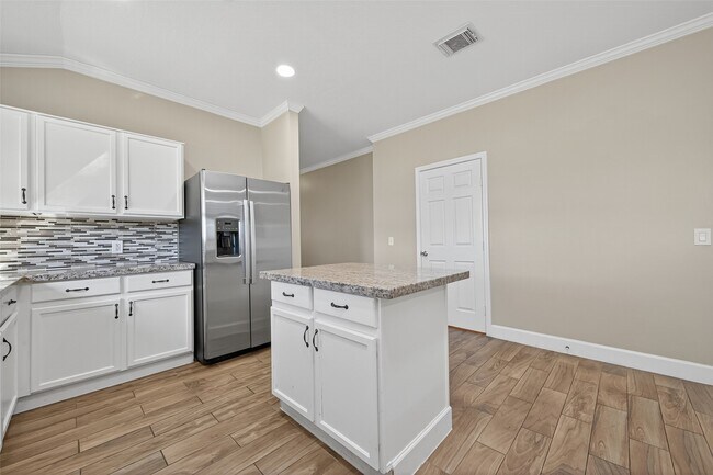 Building Photo - 21215 Barker Canyon Ln